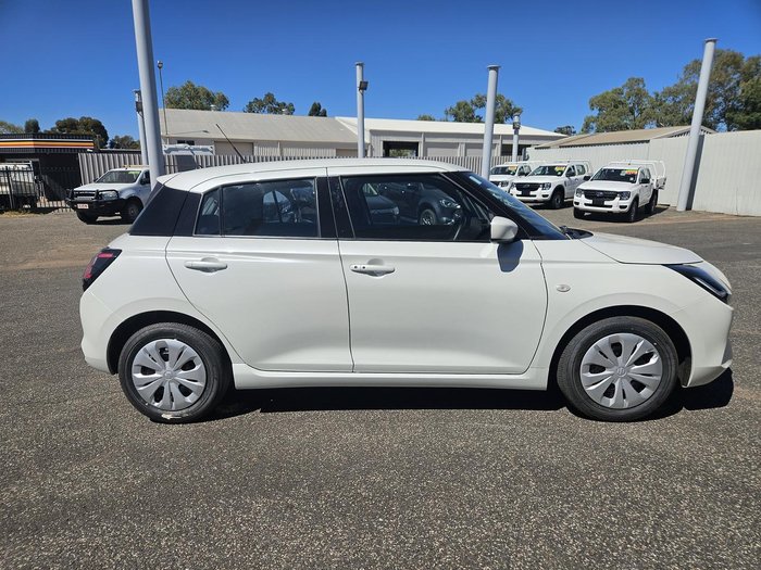 2025 Suzuki Swift Hybrid UZ Pure White