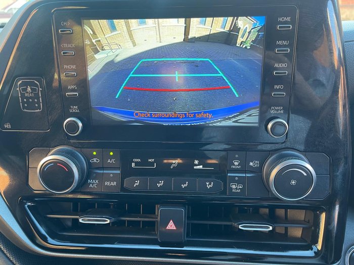 2022 Toyota Kluger GX