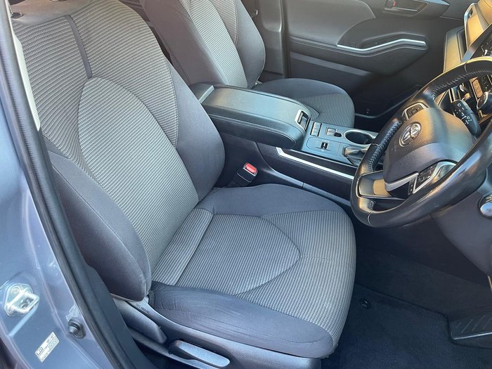 2022 Toyota Kluger GX