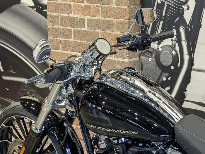 2025 Harley-Davidson Breakout 117 (FXBR) Softail Black