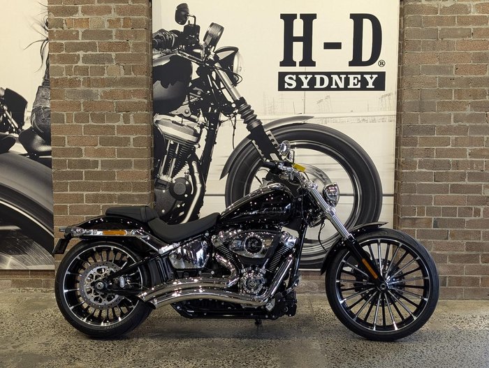 2025 Harley-Davidson Breakout 117 (FXBR) Softail Black