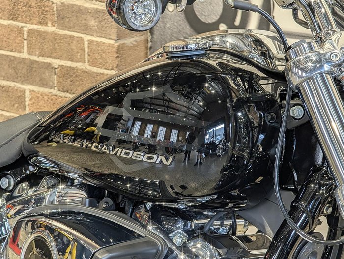 2025 Harley-Davidson Breakout 117 (FXBR) Softail Black