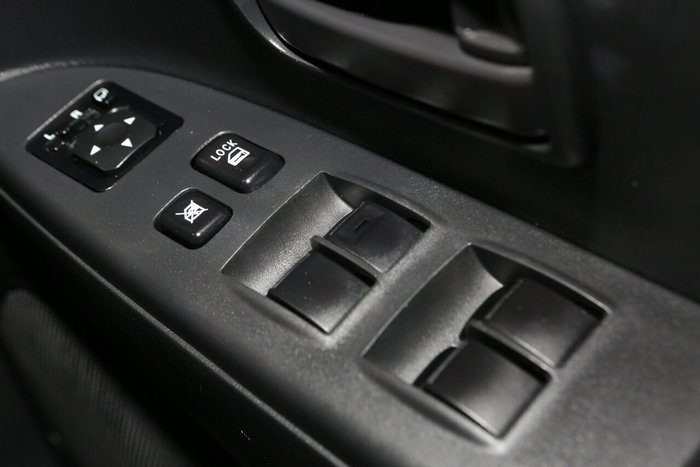 2023 Mitsubishi ASX ES