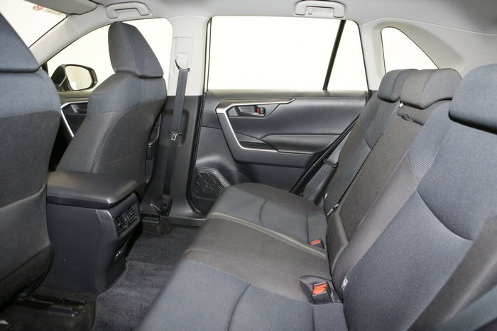 2025 Toyota RAV4 GX