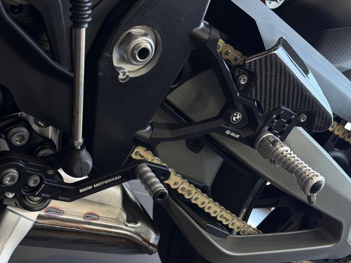 2026 BMW S 1000 R Race S 1000 White
