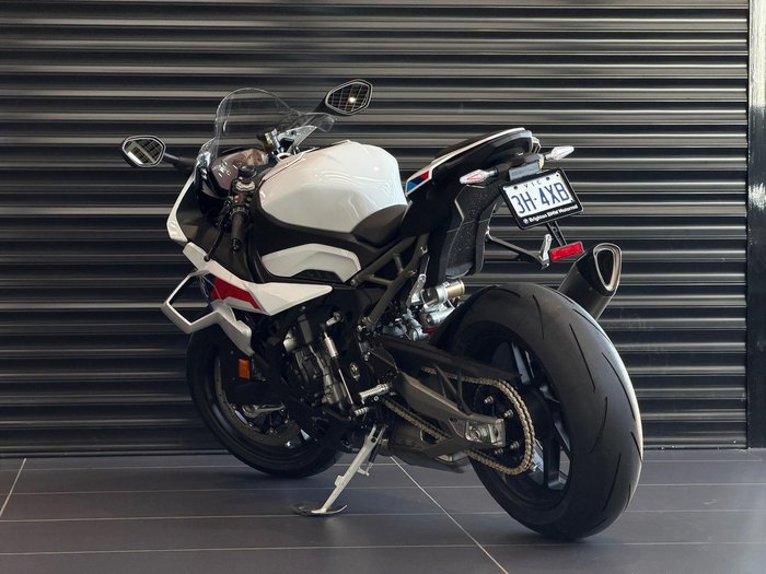 2026 BMW S 1000 R Race S 1000 White