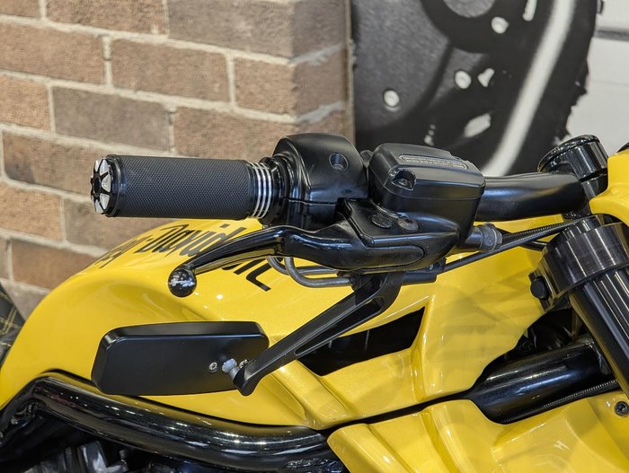 2009 Harley-Davidson Night Rod Special 1250 ABS (VRSCDX) V-Rod Yellow