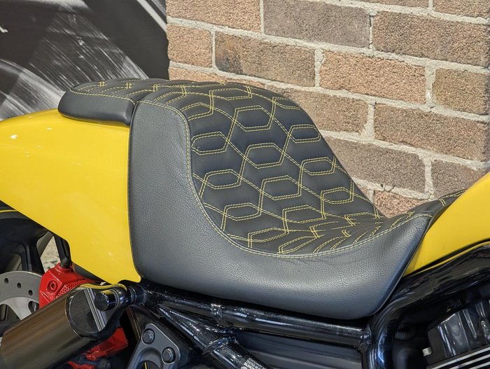 2009 Harley-Davidson Night Rod Special 1250 ABS (VRSCDX) V-Rod Yellow