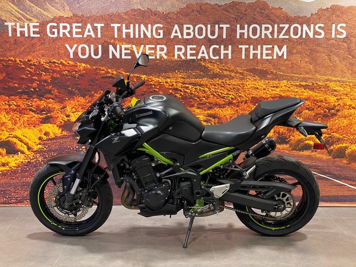 2021 Kawasaki Z900 (ZR900F) Z Grey