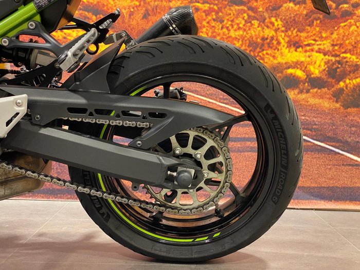 2021 Kawasaki Z900 (ZR900F) Z Grey