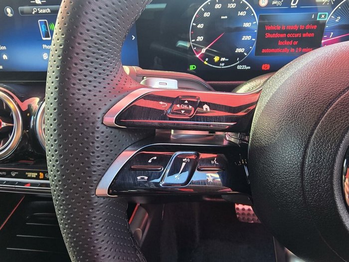 2025 Mercedes-Benz GLB-Class GLB200 Special Edition