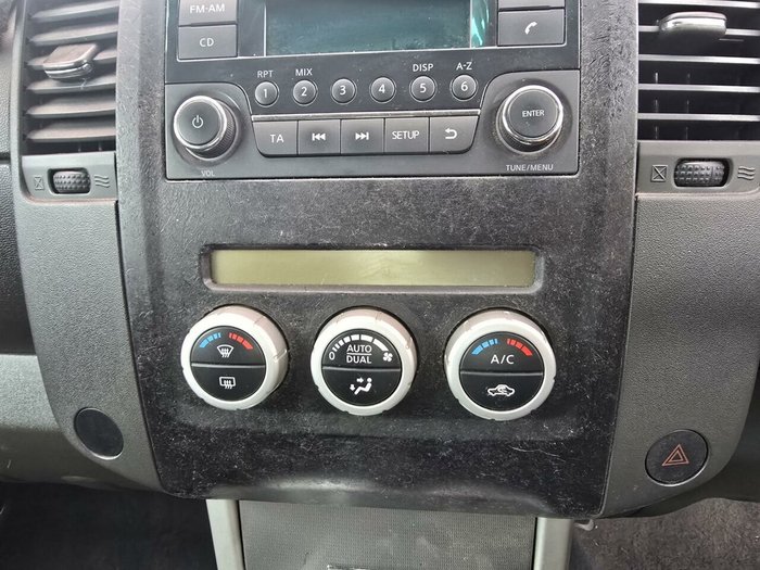 2012 Nissan Navara ST-X 550
