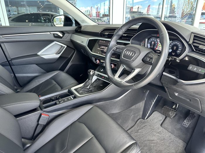 2022 Audi Q3 35 TFSI S line