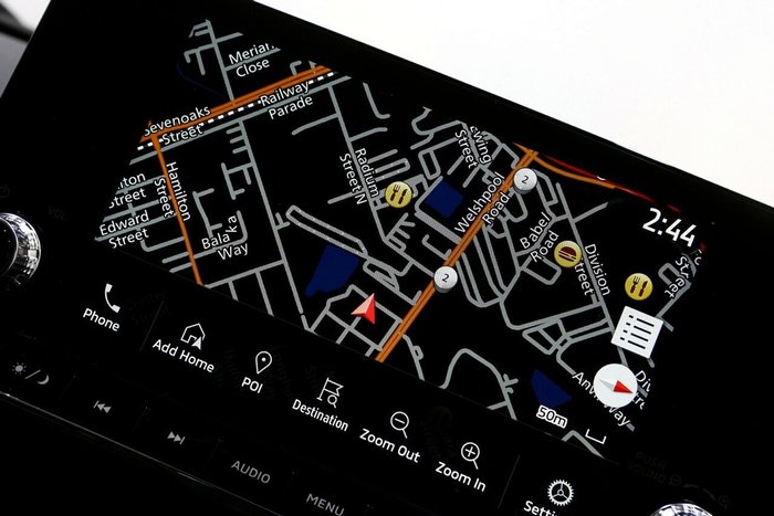 2025 Mitsubishi Triton GLX+