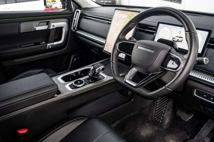 2025 Jaecoo J7 Track