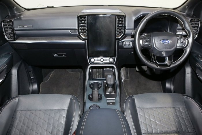 2024 Ford Everest Platinum