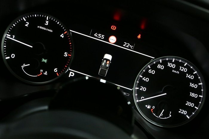 2025 Mitsubishi Triton GLX+