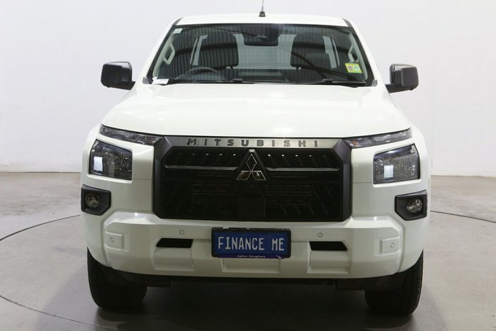 2025 Mitsubishi Triton GLX+