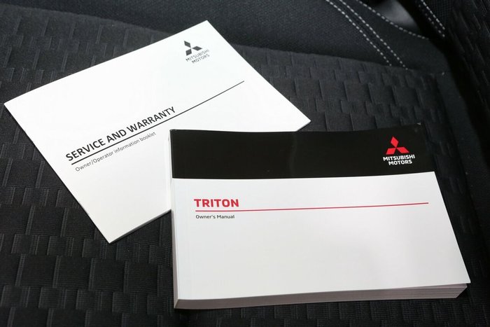 2025 Mitsubishi Triton GLX+