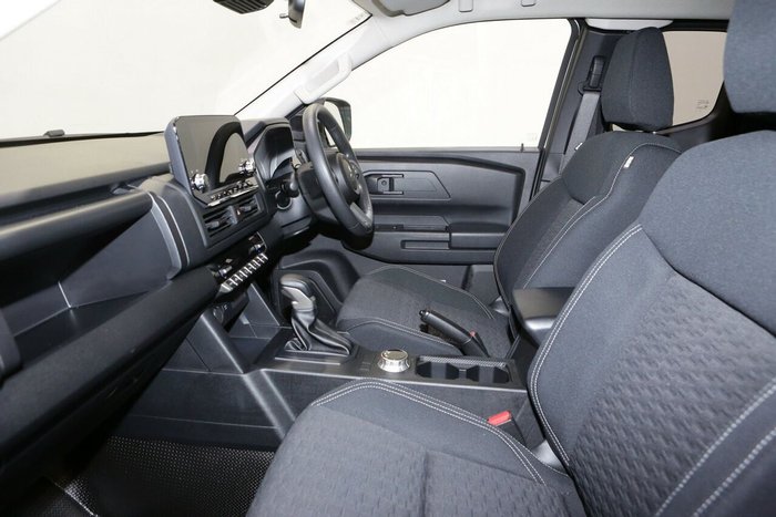 2025 Mitsubishi Triton GLX+