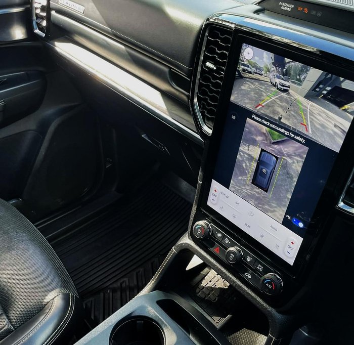2023 Ford Everest Platinum