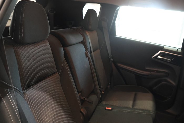 2022 Mitsubishi Outlander LS