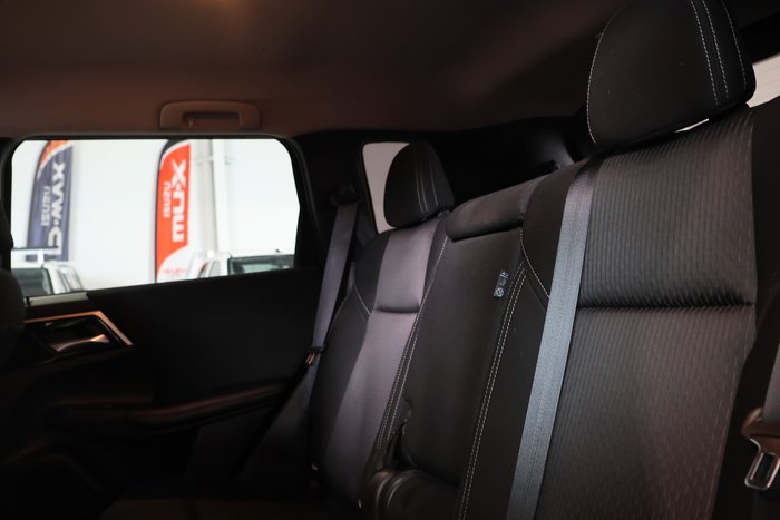 2022 Mitsubishi Outlander LS