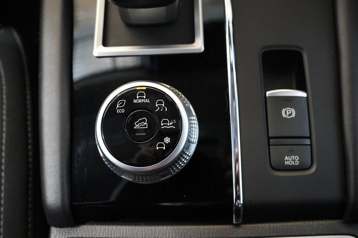 2022 Mitsubishi Outlander LS