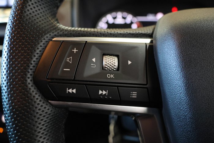 2022 Mitsubishi Outlander LS