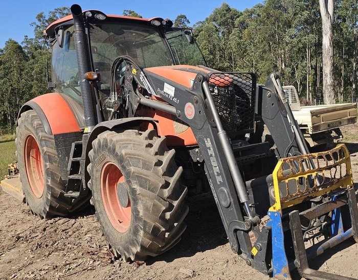 2022 TRACTOR M7-132S Deluxe Orange