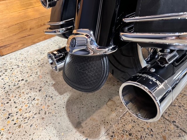2009 HARLEY-DAVIDSON FLHR ROAD KING