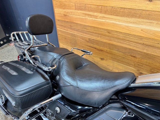 2009 HARLEY-DAVIDSON FLHR ROAD KING