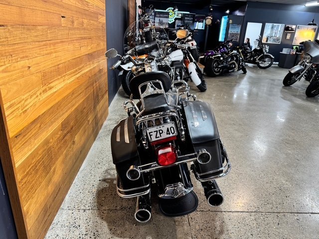 2009 HARLEY-DAVIDSON FLHR ROAD KING