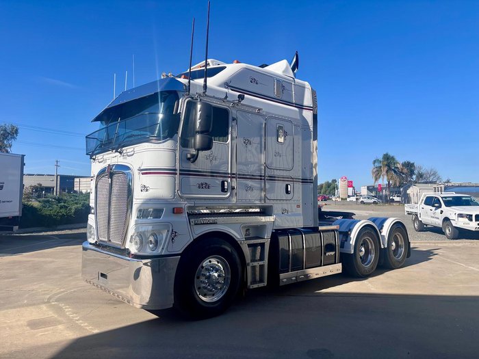 2019 Kenworth K200 White