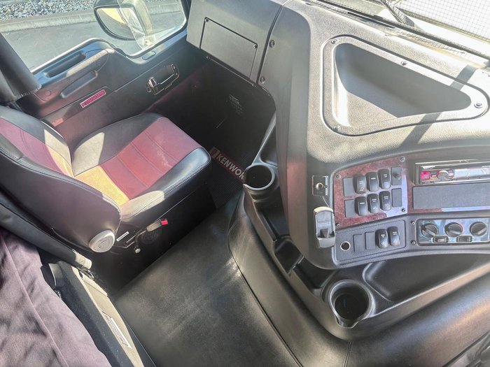 2019 Kenworth K200 White