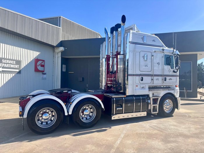 2019 Kenworth K200 White