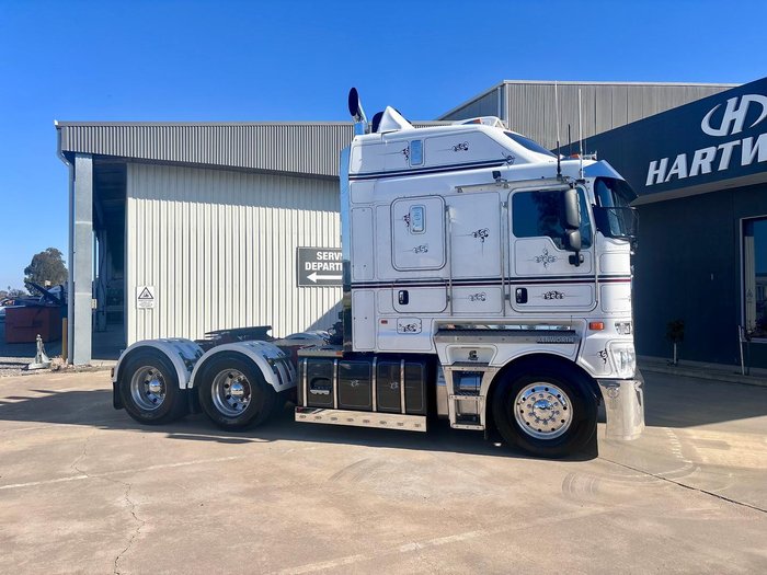 2019 Kenworth K200 White