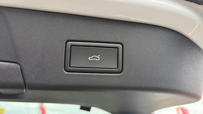 2025 Volkswagen ID.5 Pro