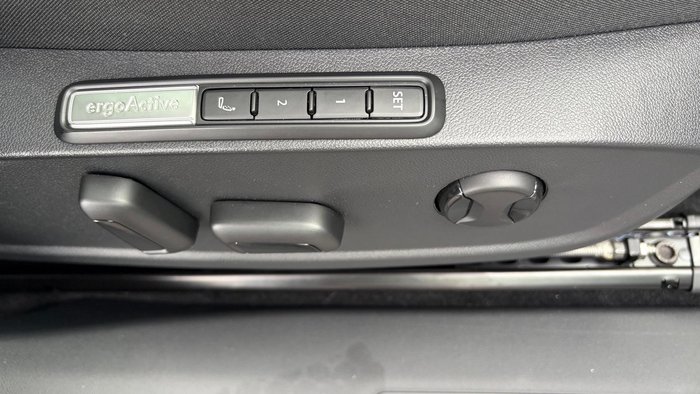 2025 Volkswagen ID.5 Pro