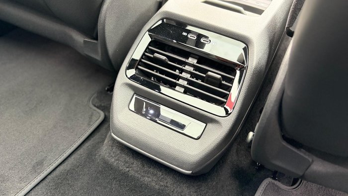 2025 Volkswagen ID.5 Pro