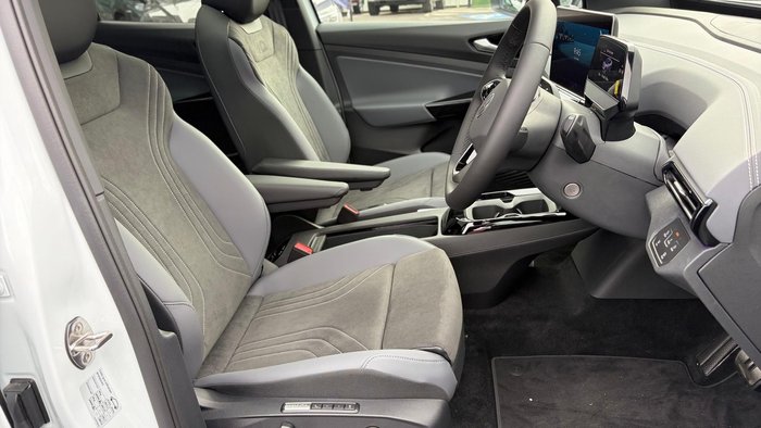 2025 Volkswagen ID.5 Pro