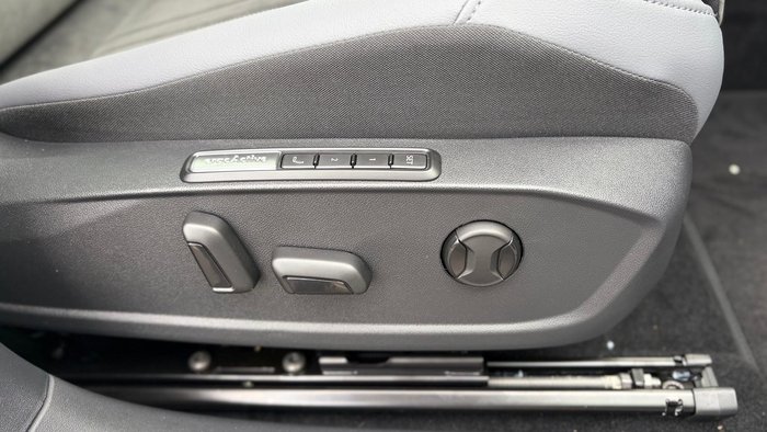 2025 Volkswagen ID.5 Pro
