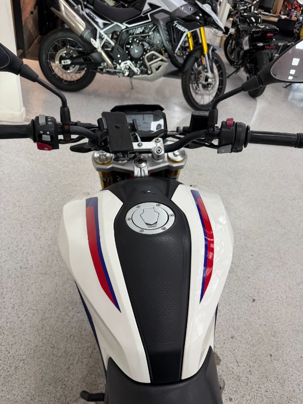2022 BMW Motorrad G 310 R White
