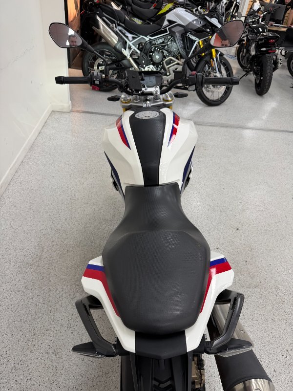 2022 BMW Motorrad G 310 R White