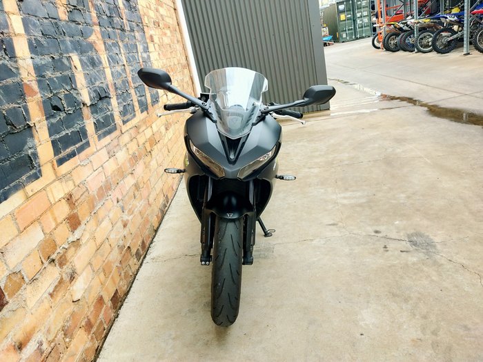 2024 TRIUMPH DAYTONA 660 ROAD GREY