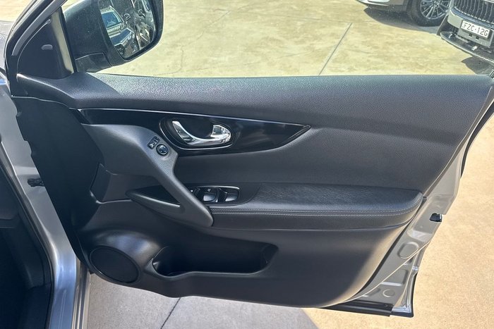 2017 Nissan QASHQAI Ti
