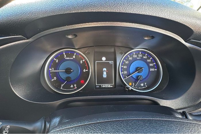 2019 Toyota Hilux SR