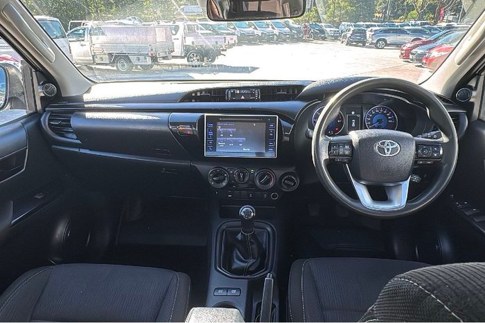 2019 Toyota Hilux SR