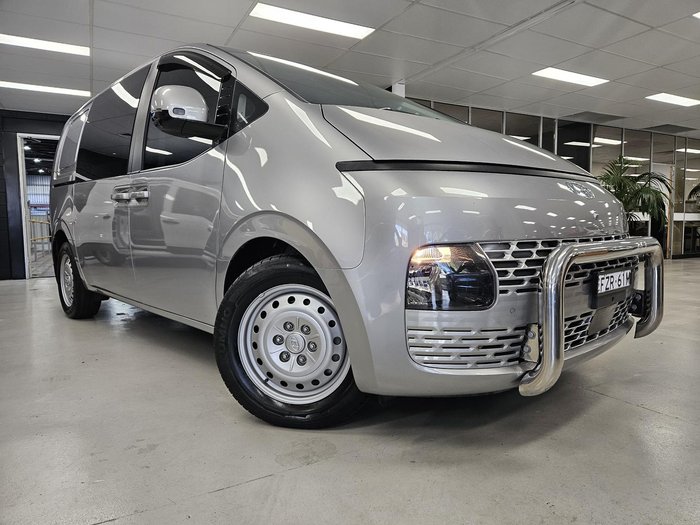 2021 Hyundai STARIA LOAD