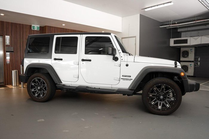 2017 Jeep Wrangler Sport